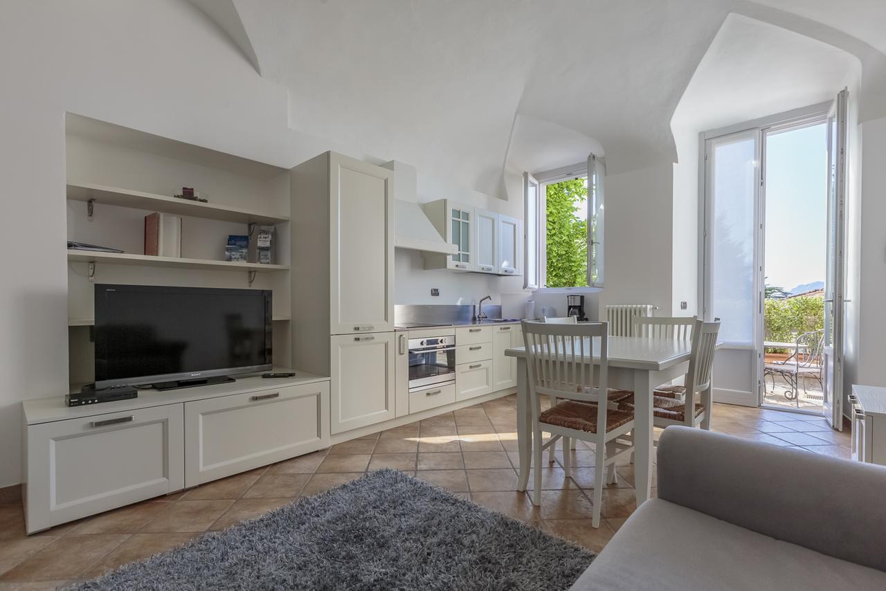 Casa Sofia Apartment Menaggio Bagian luar foto